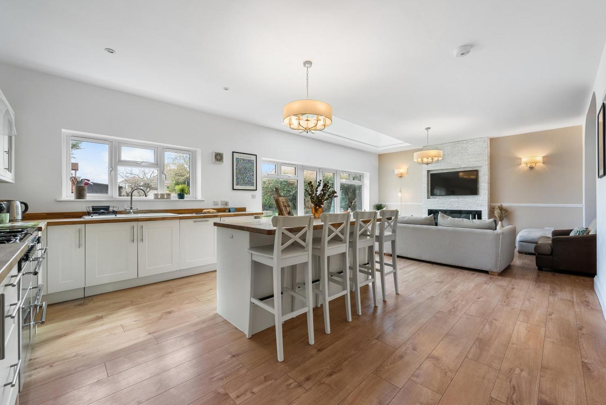 Long Term And Summer Special Offer! 5-Bedroom Spacious, Stunning Design, Sociable Areas & Cosy House Near South Downs Park, Sleeps 11 With Games Room, Private Parking And Garden- By Blue Puffin Stays Waterlooville Exterior foto