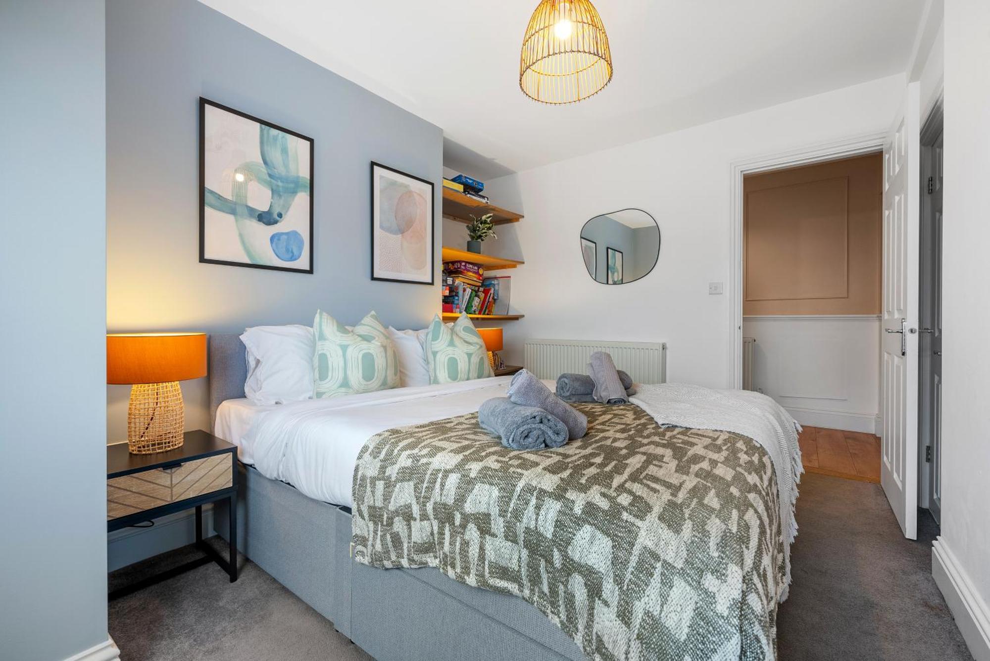 Long Term And Summer Special Offer! 5-Bedroom Spacious, Stunning Design, Sociable Areas & Cosy House Near South Downs Park, Sleeps 11 With Games Room, Private Parking And Garden- By Blue Puffin Stays Waterlooville Exterior foto